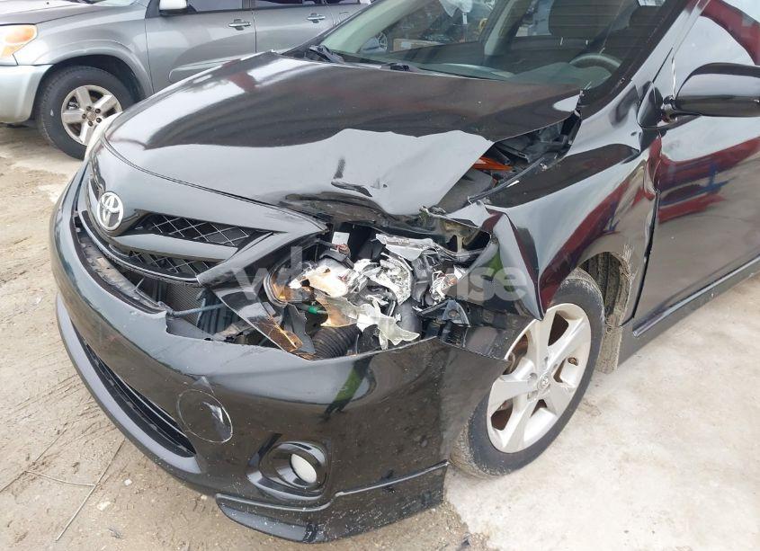 Photo 6 of 2011 Toyota Corolla S (VIN 5YFBU4EE0BP002610)