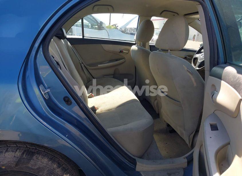 Photo 8 of 2012 Toyota Corolla LE (VIN 5YFBU4EE0CP015665)