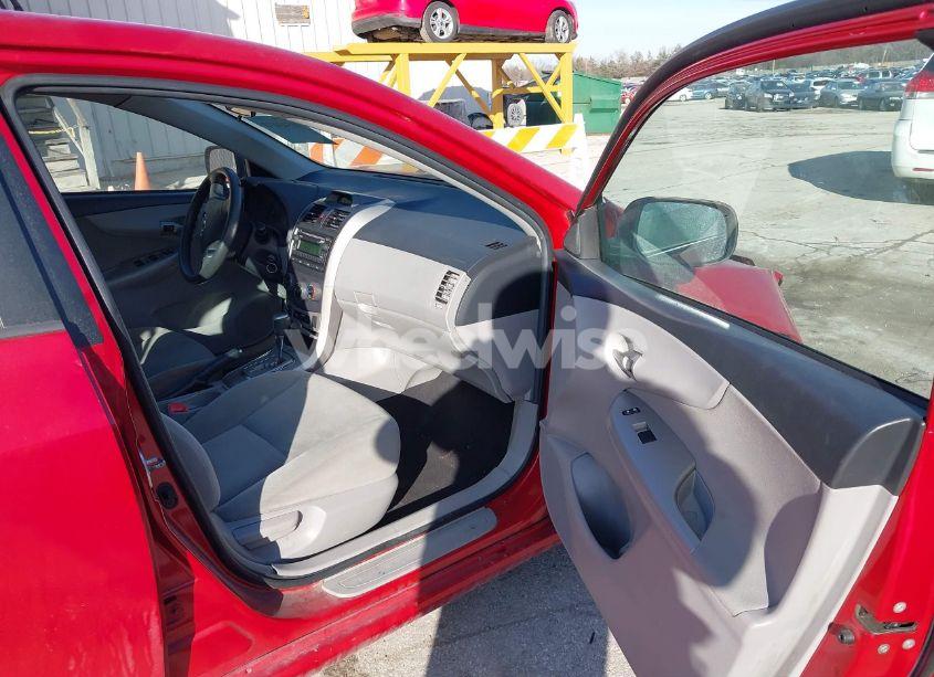 Photo 5 of 2012 Toyota Corolla LE (VIN 5YFBU4EE0CP039383)