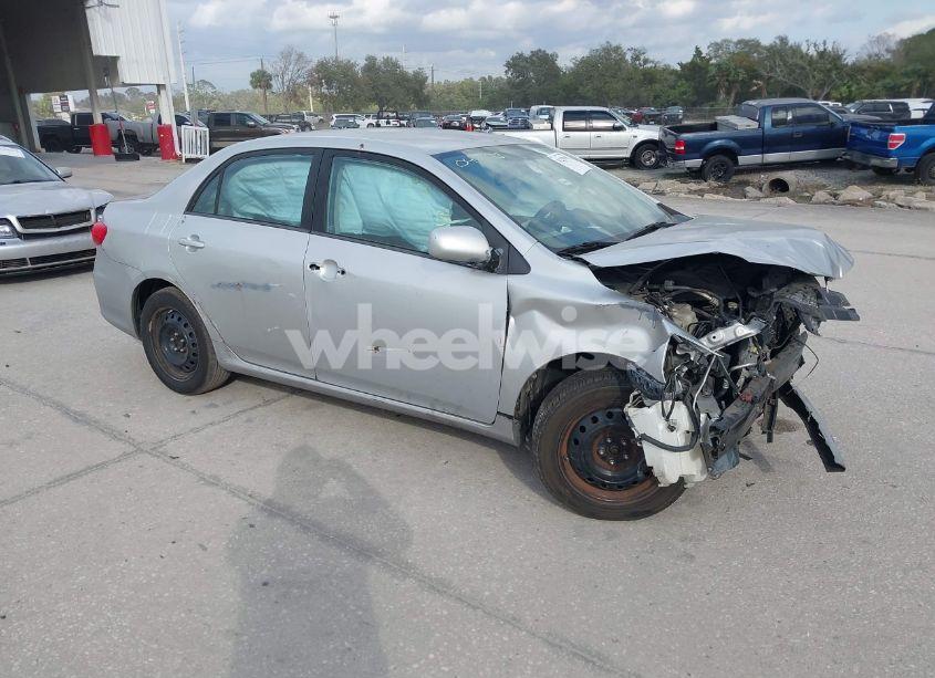 2012 Toyota Corolla LE (VIN 5YFBU4EE0CP047015) main photo
