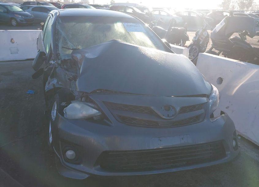 Photo 12 of 2013 Toyota Corolla S (VIN 5YFBU4EE0DP124306)