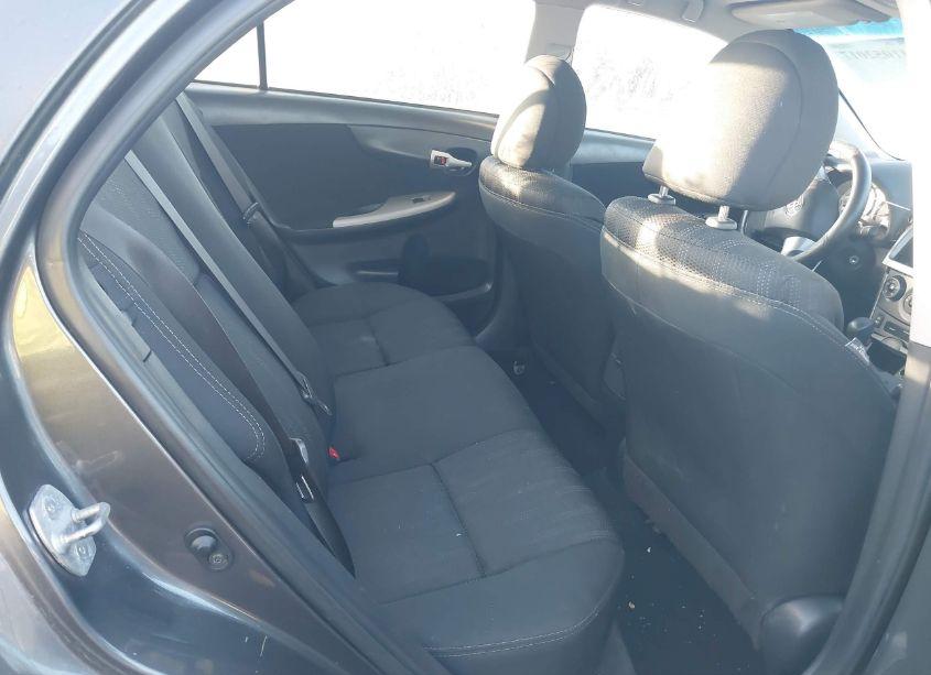 Photo 8 of 2013 Toyota Corolla S (VIN 5YFBU4EE0DP124306)