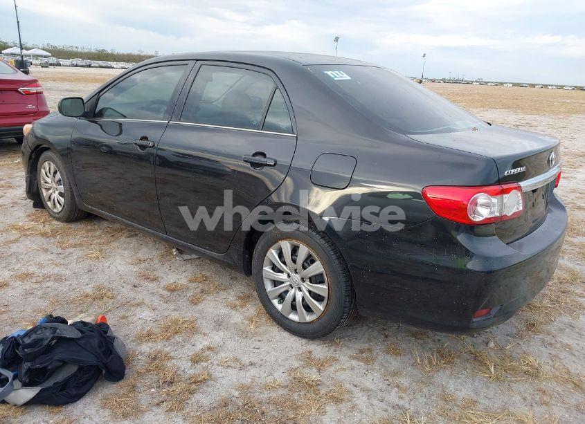 Photo 3 of 2013 Toyota Corolla LE (VIN 5YFBU4EE0DP153756)