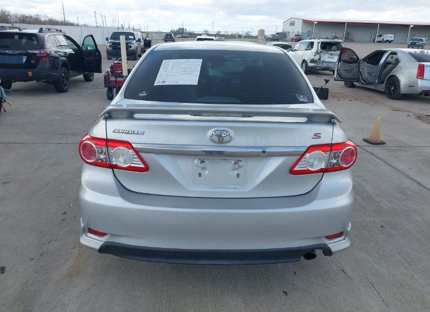 Photo 16 of 2013 Toyota Corolla S (VIN 5YFBU4EE0DP165101)