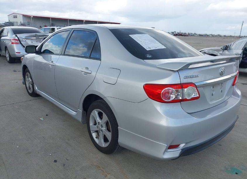 Photo 3 of 2013 Toyota Corolla S (VIN 5YFBU4EE0DP165101)