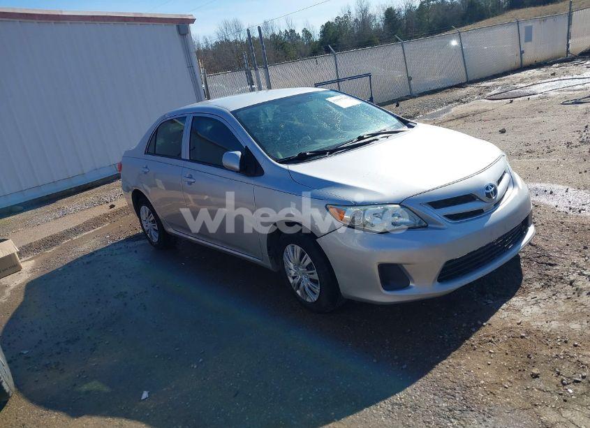 2013 Toyota Corolla L (VIN 5YFBU4EE0DP166510) main photo