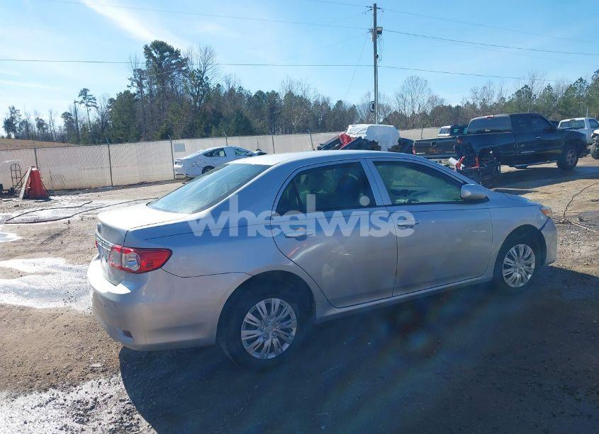 Photo 13 of 2013 Toyota Corolla L (VIN 5YFBU4EE0DP166510)