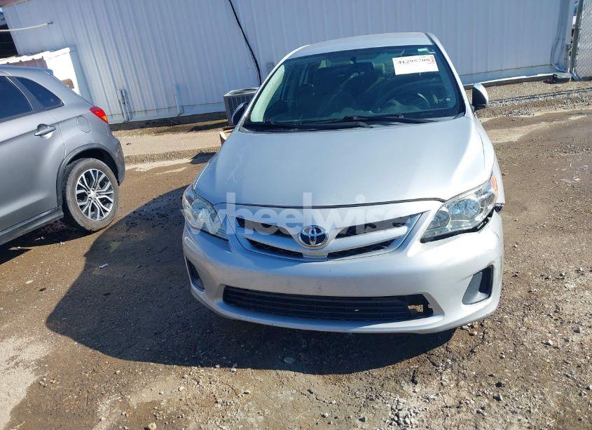 Photo 6 of 2013 Toyota Corolla L (VIN 5YFBU4EE0DP166510)