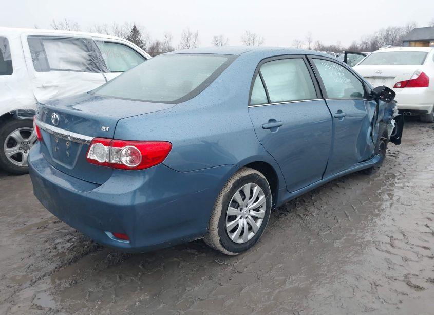 Photo 4 of 2013 Toyota Corolla LE (VIN 5YFBU4EE0DP176583)