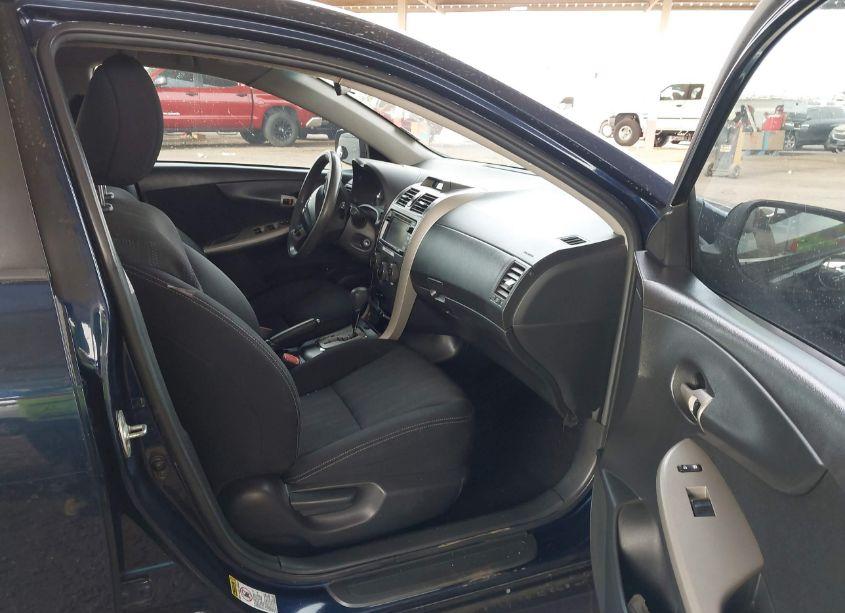 Photo 5 of 2013 Toyota Corolla S (VIN 5YFBU4EE0DP180830)