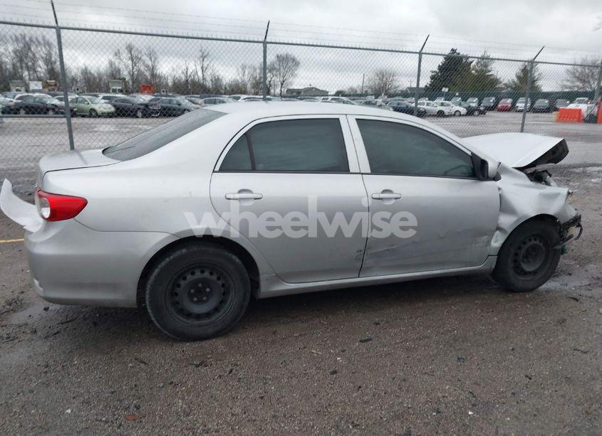 Photo 13 of 2013 Toyota Corolla L (VIN 5YFBU4EE0DP194131)