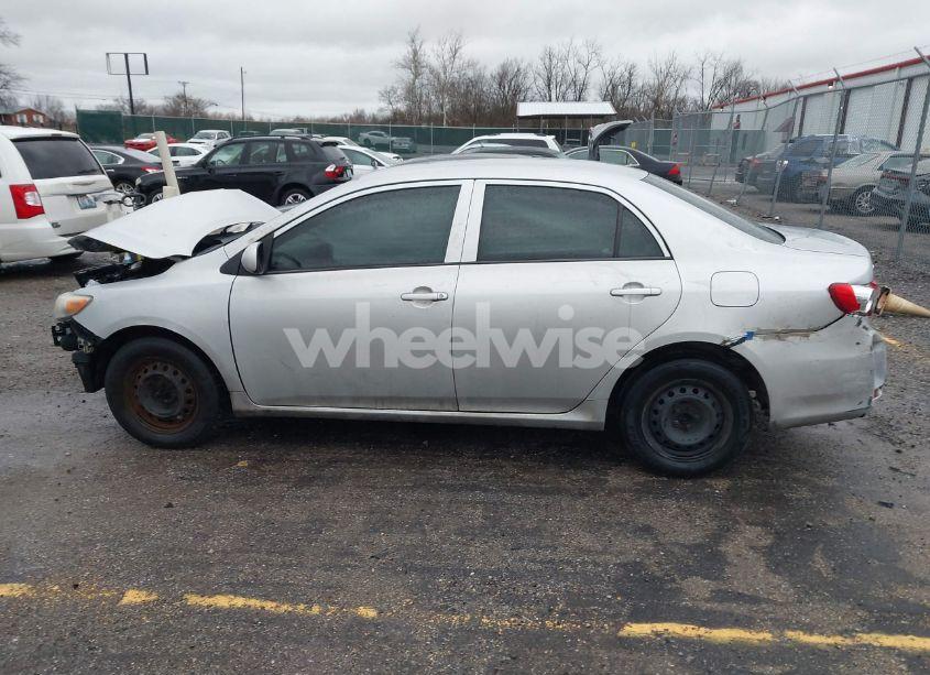 Photo 14 of 2013 Toyota Corolla L (VIN 5YFBU4EE0DP194131)