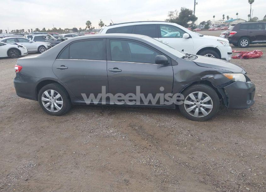 Photo 13 of 2013 Toyota Corolla LE (VIN 5YFBU4EE0DP198647)