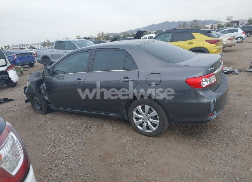 Photo 14 of 2013 Toyota Corolla LE (VIN 5YFBU4EE0DP198647)