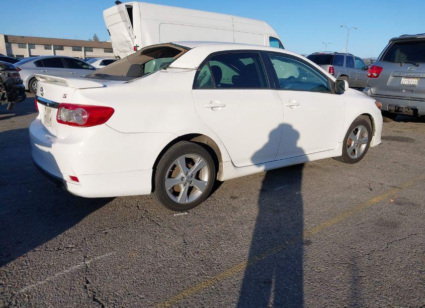 Photo 4 of 2013 Toyota Corolla S (VIN 5YFBU4EE0DP211655)