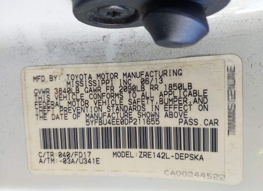 Photo 9 of 2013 Toyota Corolla S (VIN 5YFBU4EE0DP211655)