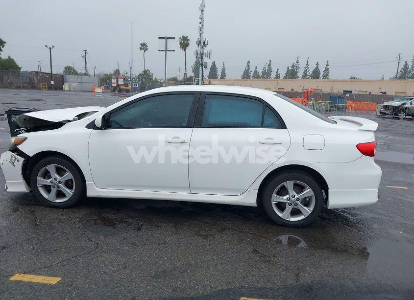Photo 14 of 2013 Toyota Corolla S (VIN 5YFBU4EE0DP211915)