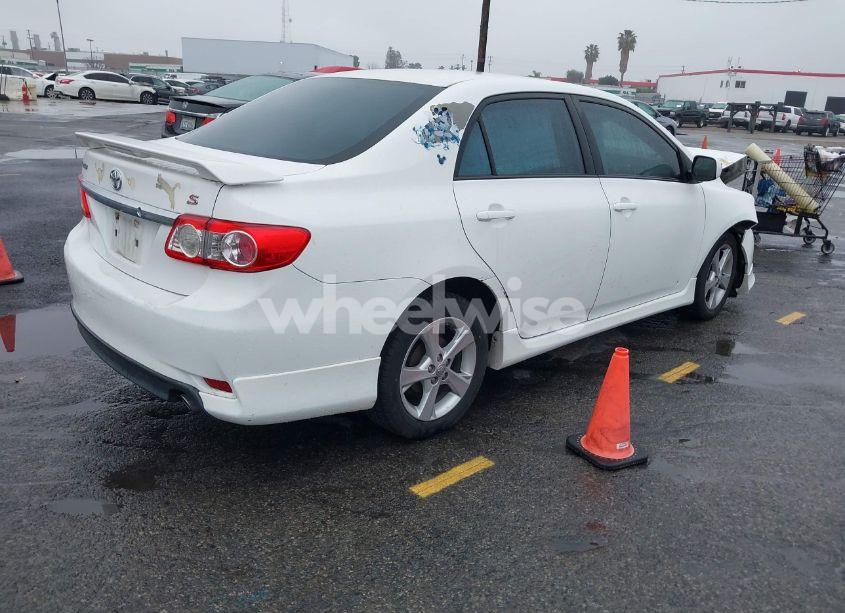Photo 4 of 2013 Toyota Corolla S (VIN 5YFBU4EE0DP211915)
