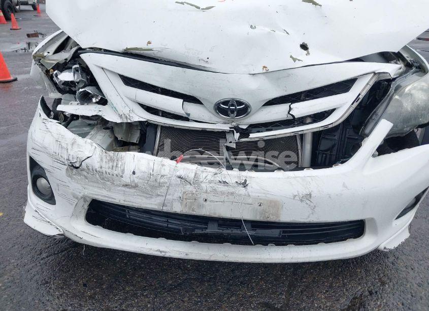 Photo 6 of 2013 Toyota Corolla S (VIN 5YFBU4EE0DP211915)