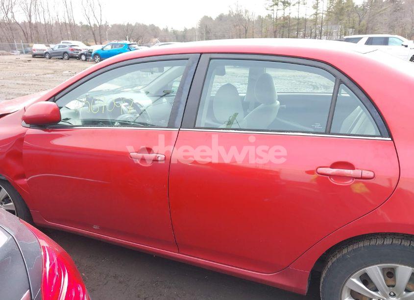 Photo 14 of 2013 Toyota Corolla LE (VIN 5YFBU4EE0DP215690)