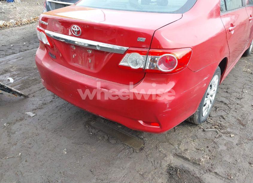 Photo 19 of 2013 Toyota Corolla LE (VIN 5YFBU4EE0DP215690)