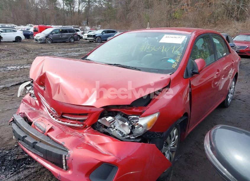 Photo 2 of 2013 Toyota Corolla LE (VIN 5YFBU4EE0DP215690)