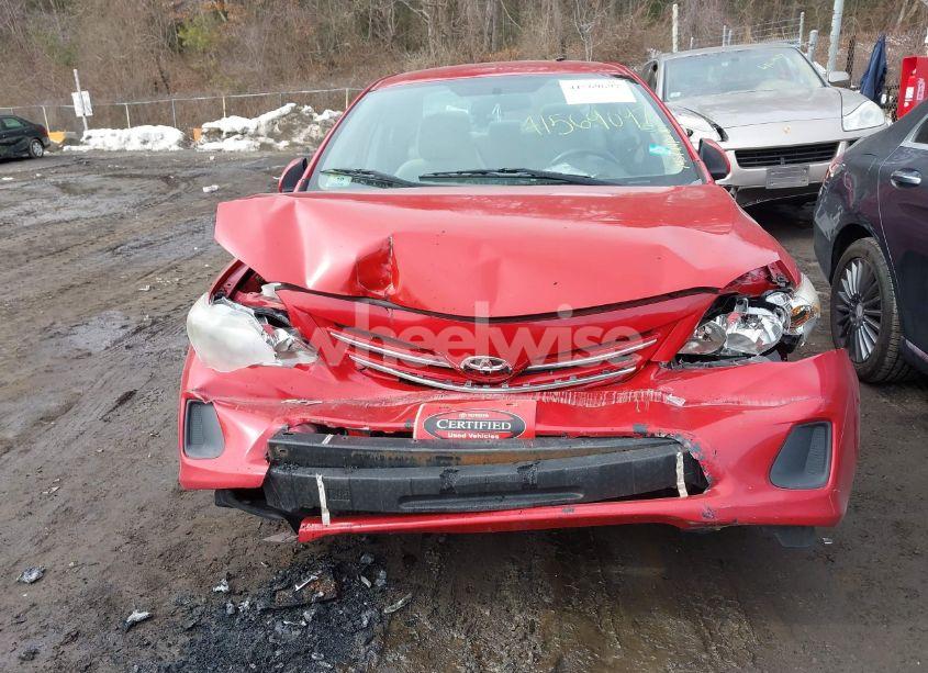 Photo 6 of 2013 Toyota Corolla LE (VIN 5YFBU4EE0DP215690)
