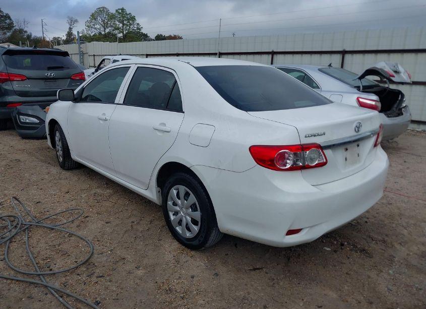 Photo 3 of 2013 Toyota Corolla L (VIN 5YFBU4EE0DP219688)