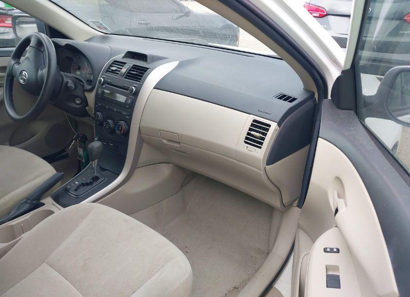 Photo 5 of 2013 Toyota Corolla L (VIN 5YFBU4EE0DP219688)