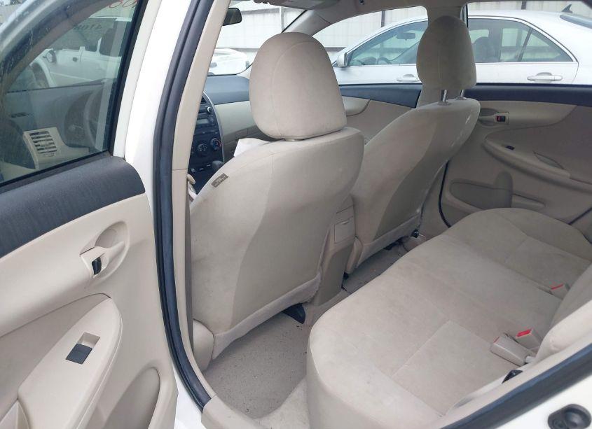 Photo 8 of 2013 Toyota Corolla L (VIN 5YFBU4EE0DP219688)