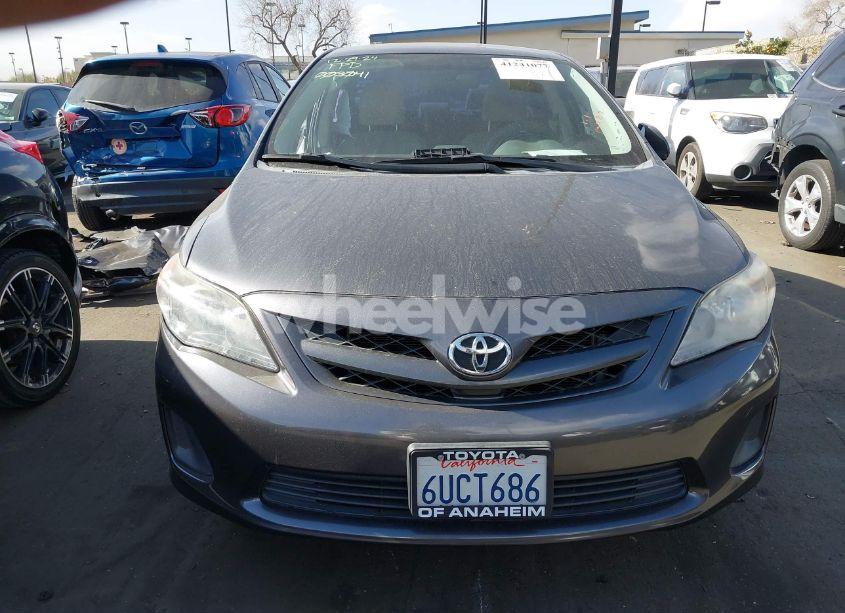 Photo 13 of 2012 Toyota Corolla LE (VIN 5YFBU4EE1CP003041)