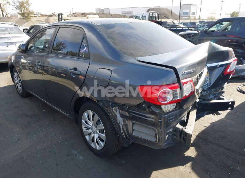 Photo 3 of 2012 Toyota Corolla LE (VIN 5YFBU4EE1CP003041)