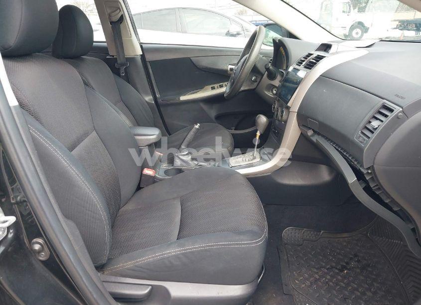 Photo 5 of 2012 Toyota Corolla S (VIN 5YFBU4EE1CP009695)