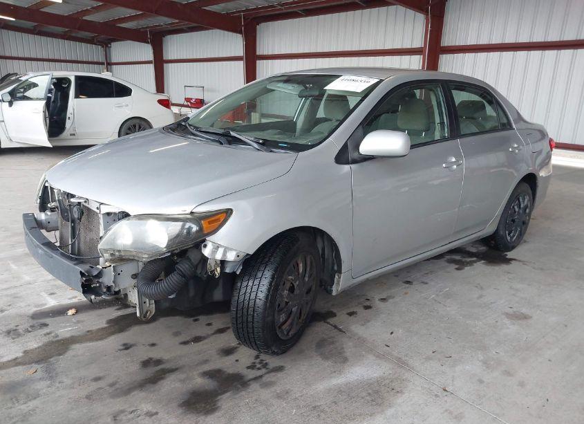 Photo 2 of 2012 Toyota Corolla LE (VIN 5YFBU4EE1CP042521)