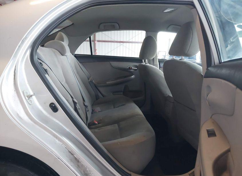 Photo 8 of 2012 Toyota Corolla LE (VIN 5YFBU4EE1CP042521)