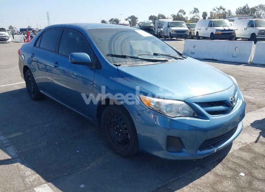 2012 Toyota Corolla LE (VIN 5YFBU4EE1CP054426) main photo