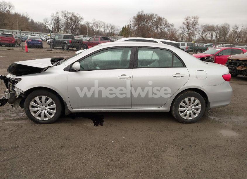 Photo 14 of 2012 Toyota Corolla LE (VIN 5YFBU4EE1CP055981)