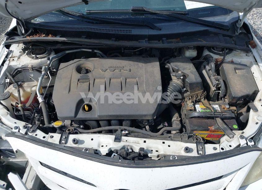 Photo 10 of 2013 Toyota Corolla L (VIN 5YFBU4EE1DP076086)