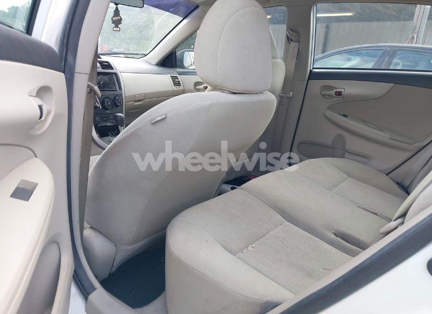 Photo 8 of 2013 Toyota Corolla L (VIN 5YFBU4EE1DP076086)