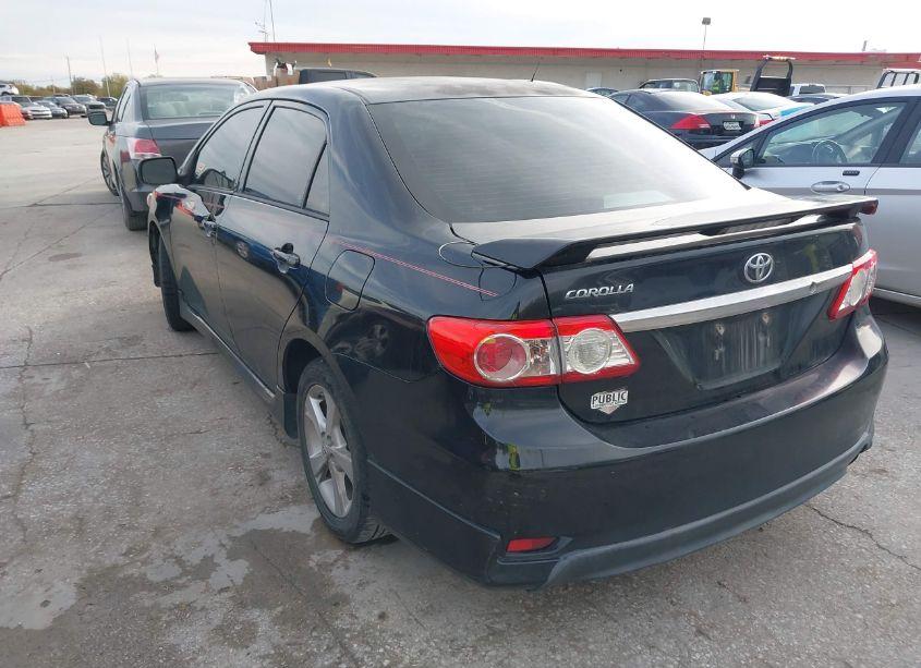 Photo 3 of 2013 Toyota Corolla S (VIN 5YFBU4EE1DP076816)