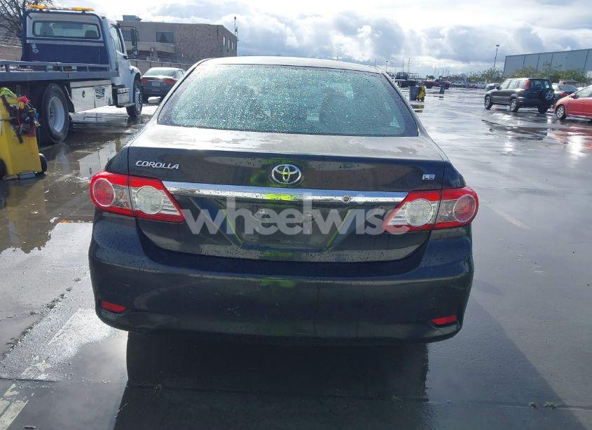Photo 16 of 2013 Toyota Corolla LE (VIN 5YFBU4EE1DP093776)