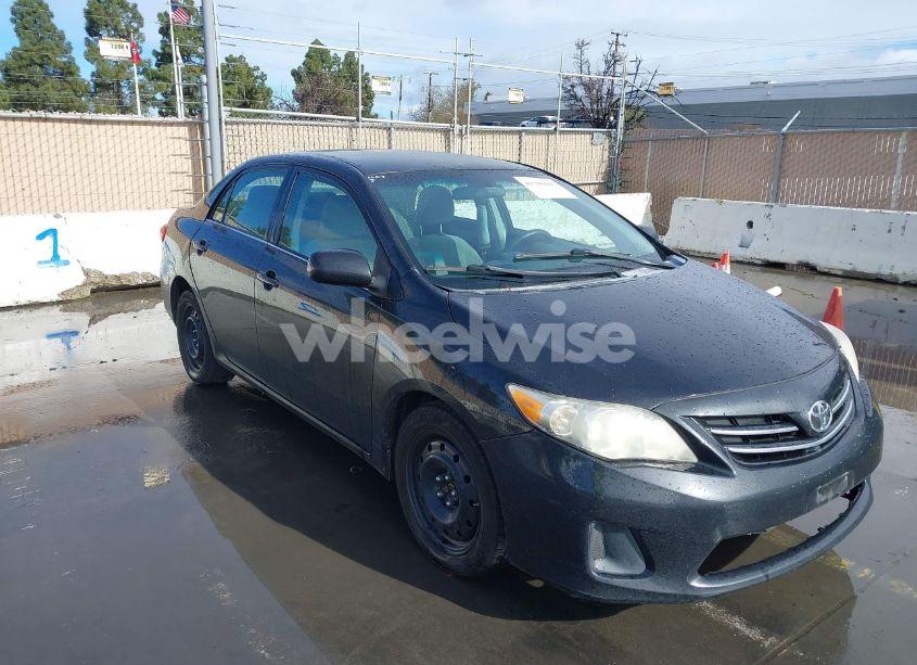 Photo 6 of 2013 Toyota Corolla LE (VIN 5YFBU4EE1DP093776)