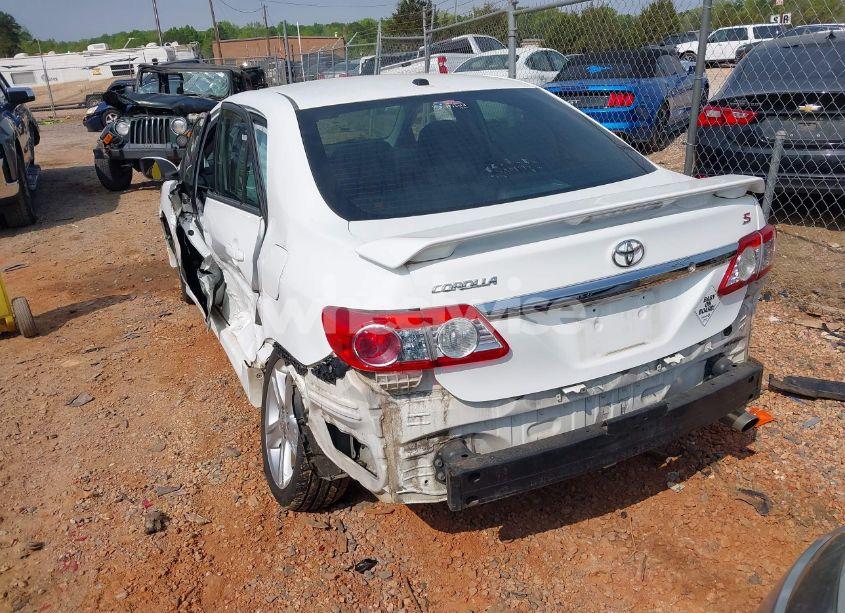 Photo 3 of 2013 Toyota Corolla S (VIN 5YFBU4EE1DP114089)