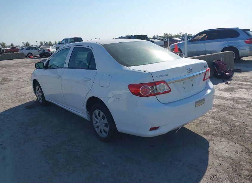 Photo 3 of 2013 Toyota Corolla L (VIN 5YFBU4EE1DP115338)
