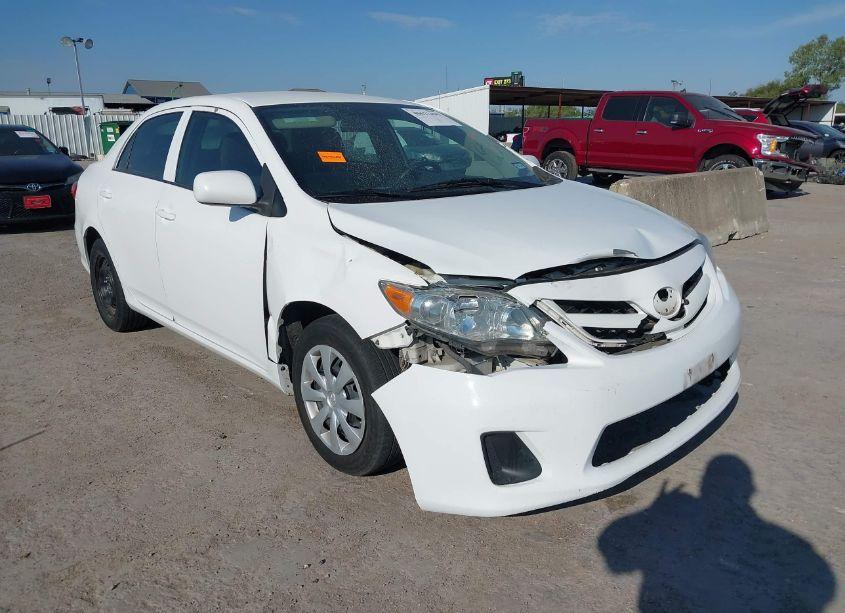 Photo 6 of 2013 Toyota Corolla L (VIN 5YFBU4EE1DP115338)