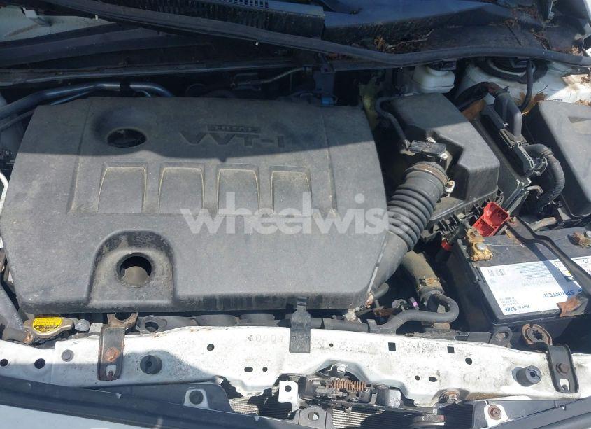 Photo 10 of 2013 Toyota Corolla LE (VIN 5YFBU4EE1DP130972)