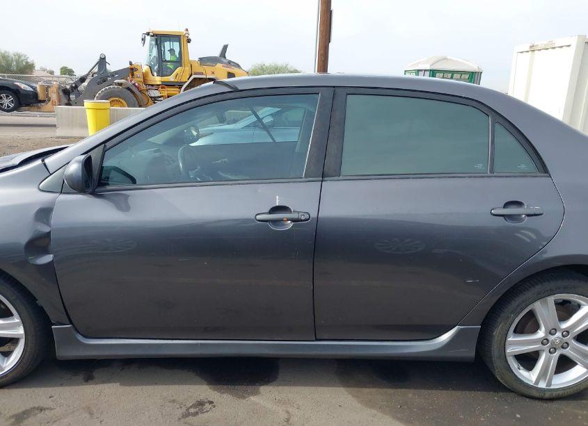 Photo 15 of 2013 Toyota Corolla S (VIN 5YFBU4EE1DP140370)