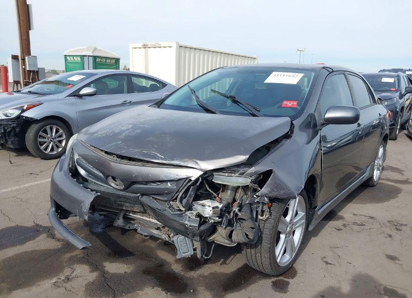 Photo 6 of 2013 Toyota Corolla S (VIN 5YFBU4EE1DP140370)