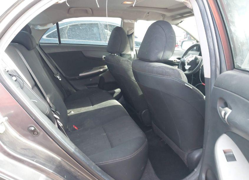 Photo 8 of 2013 Toyota Corolla S (VIN 5YFBU4EE1DP140370)