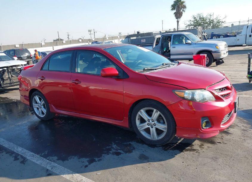 Photo 13 of 2013 Toyota Corolla S (VIN 5YFBU4EE1DP153734)